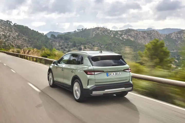 dinamica posteriore skoda elroq 2025