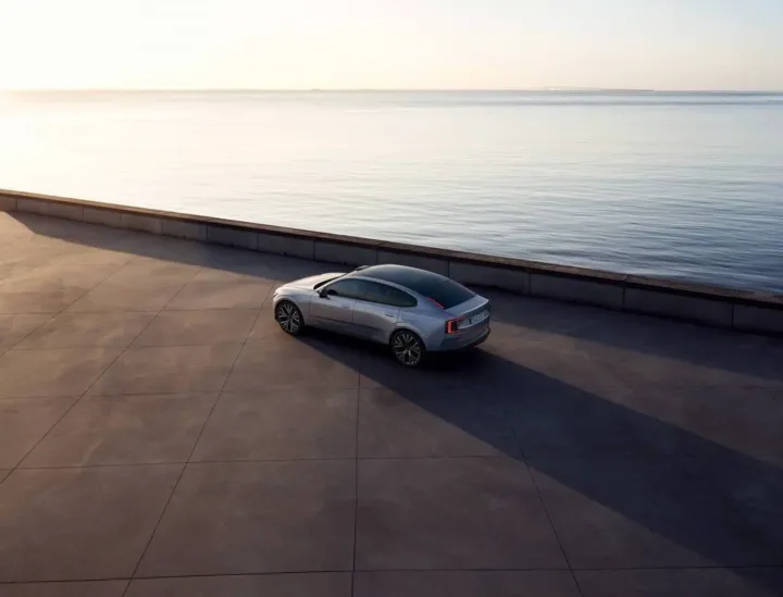 Volvo ES90