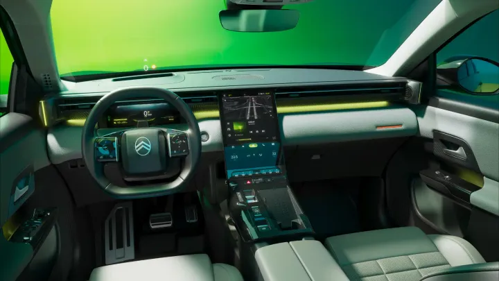 NuovoSUVC5Aircross interni