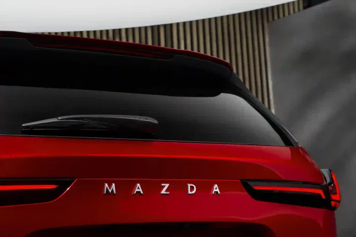 mazda cx 5 2026 lettering posteriore