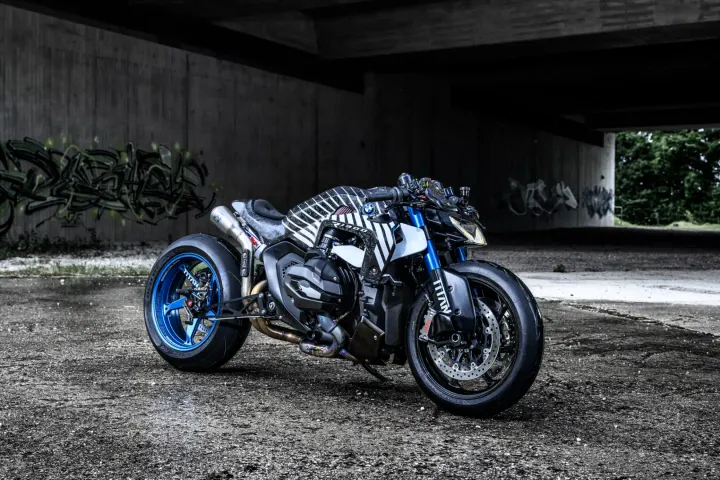 BMW Titan 1300