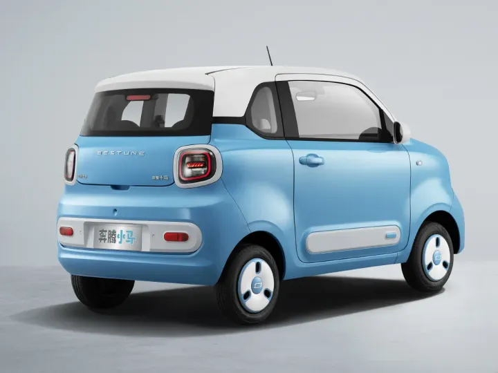 bestune pony rear