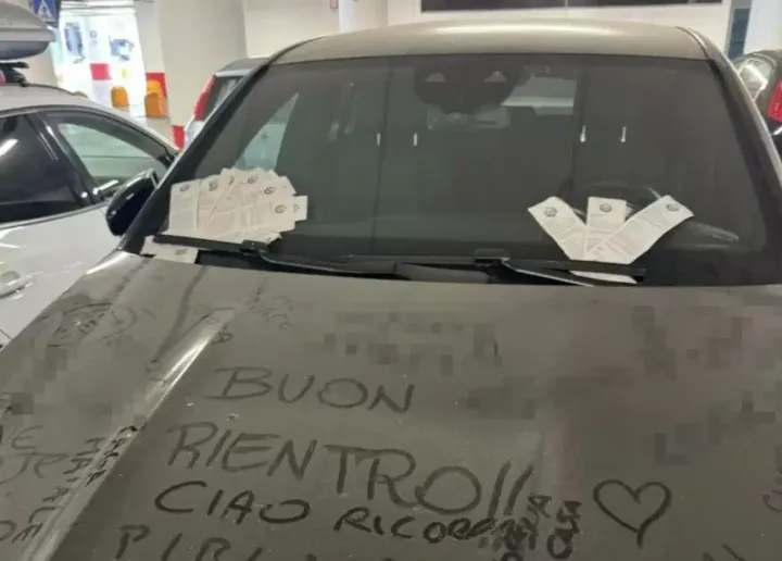 parcheggio oriocenter abusivo