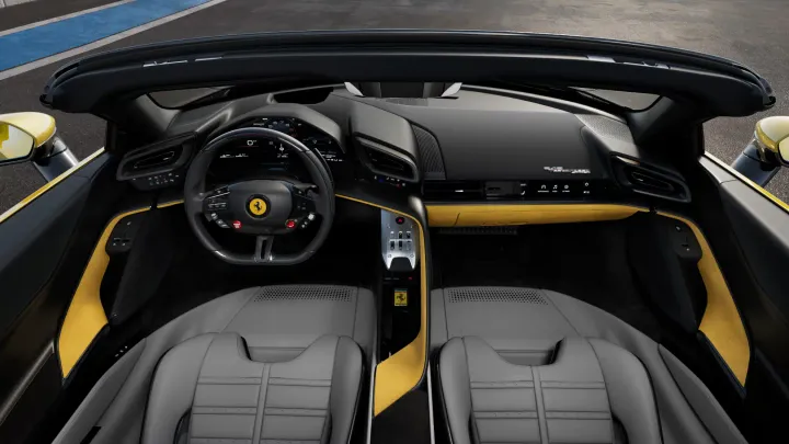 Ferrari Testarossa 849 Spider interni
