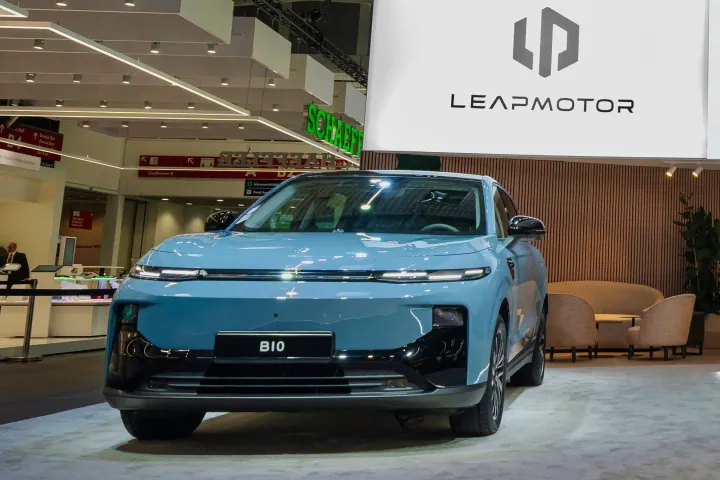 Leapmotor B10