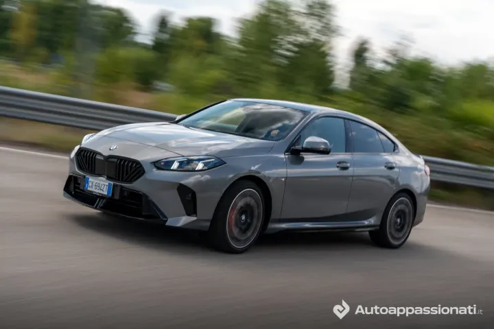bmw 220 gran coupe 2025 10