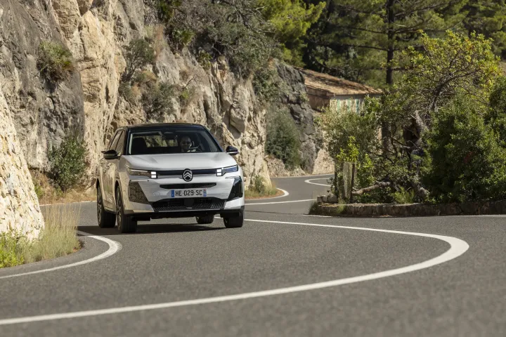 citroen c5 aircross 2026 dinamica laterale