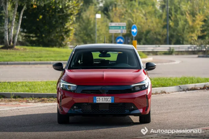 Opel Corsa Hybrid