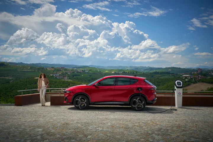 Nuova Alfa Romeo Tonale 2026