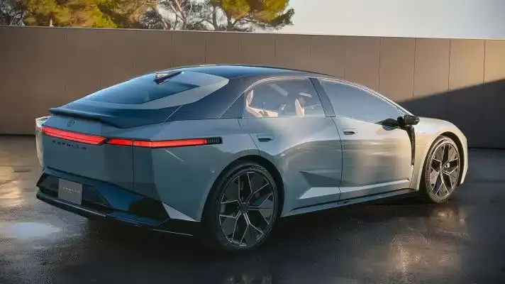 toyota-corolla-concept-2026-8