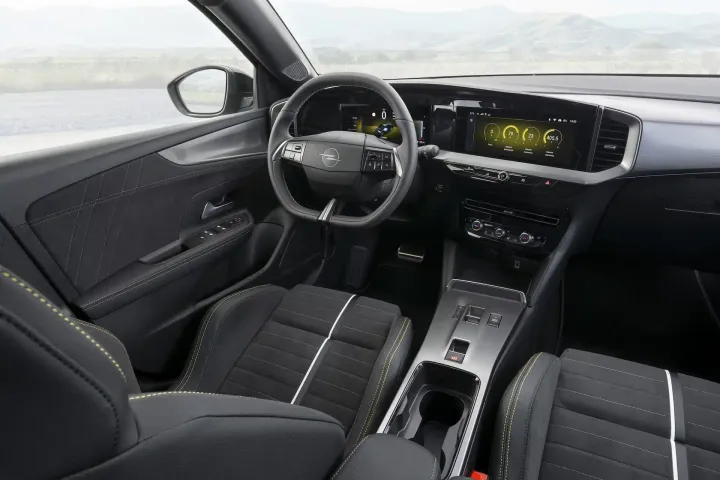 Opel Mokka GSe 2026 interni
