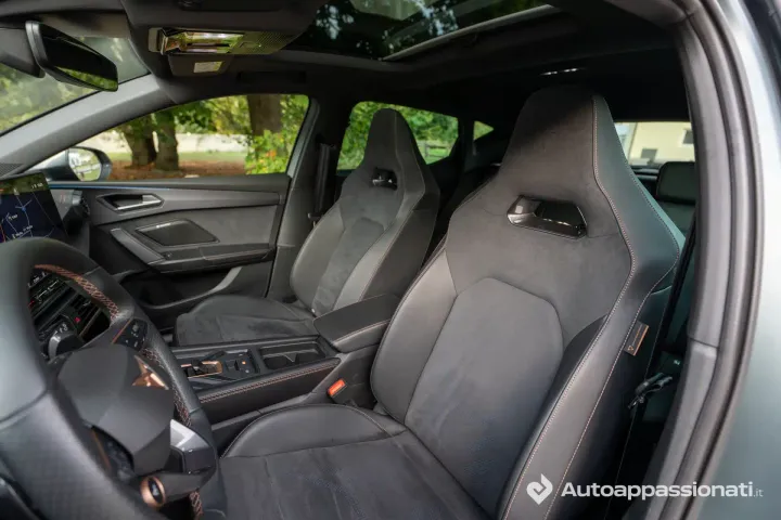 cupra leon vz e hybrid 2026 54