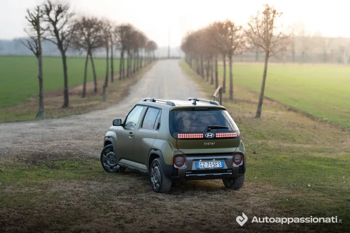 Hyundai Inster Cross_09