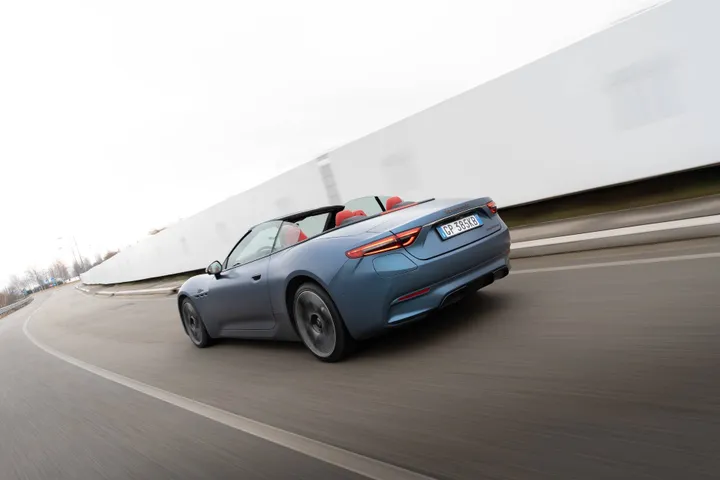 Maserati GranCabrio Folgore 2025