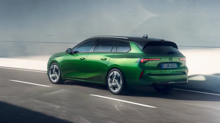 NuovaOpelAstra
