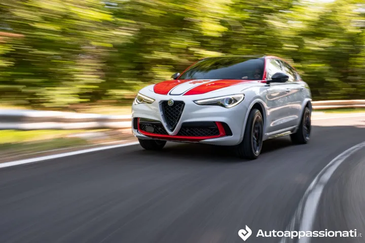stelvio alfa romeo racing 27