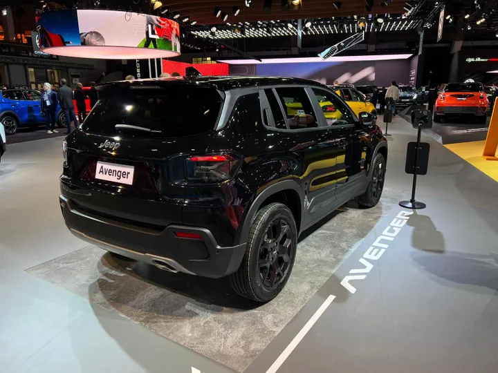 Avenger Black Edition (2)