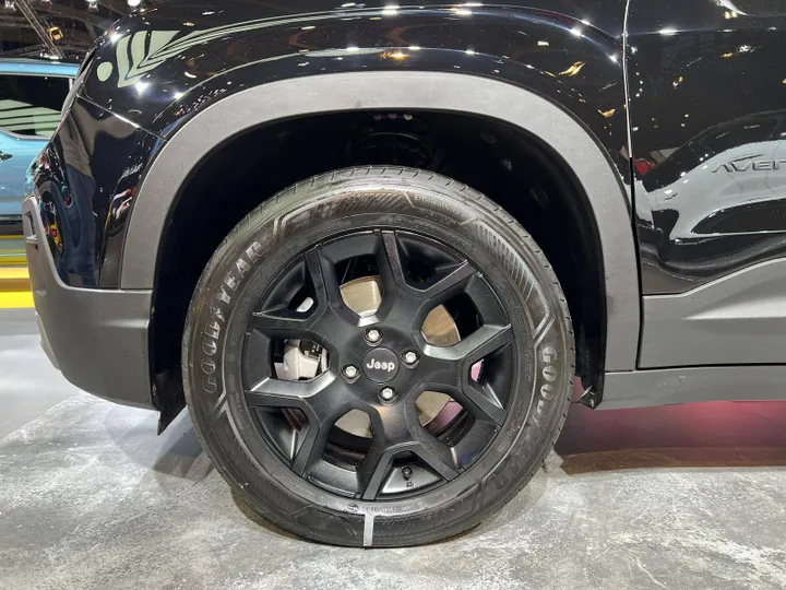 Avenger Black Edition cerchi