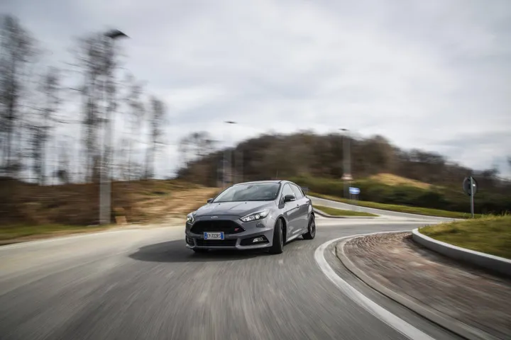 ford_focus_st_45