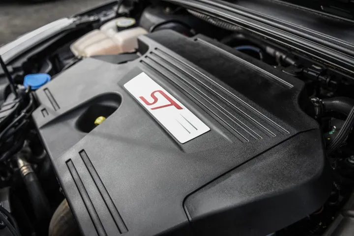 ford_focus_st_48