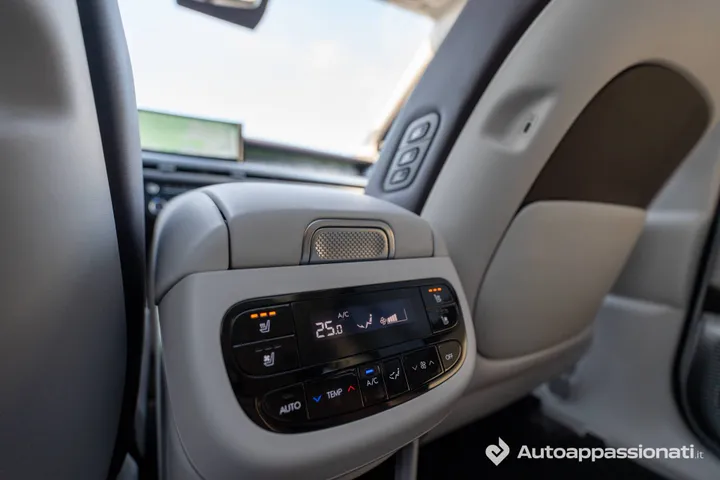 Comando bocchette clima sedili posteriori Hyundia Ioniq 9