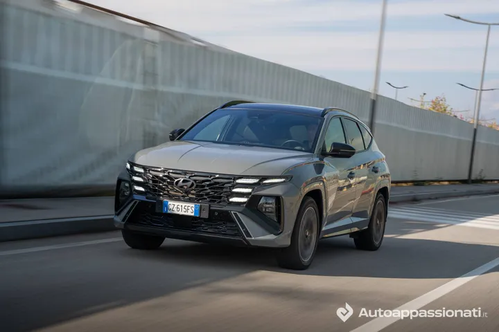 Hyundai Tucson PHEV Prova 2026