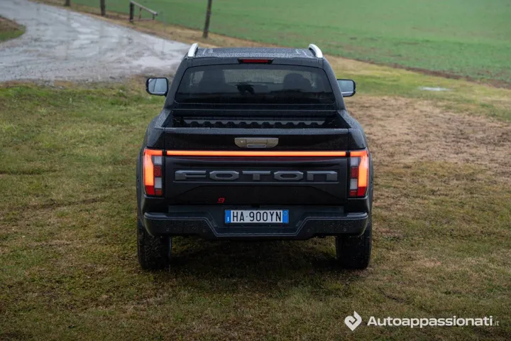 Foton Tunland V9__logo posteriore