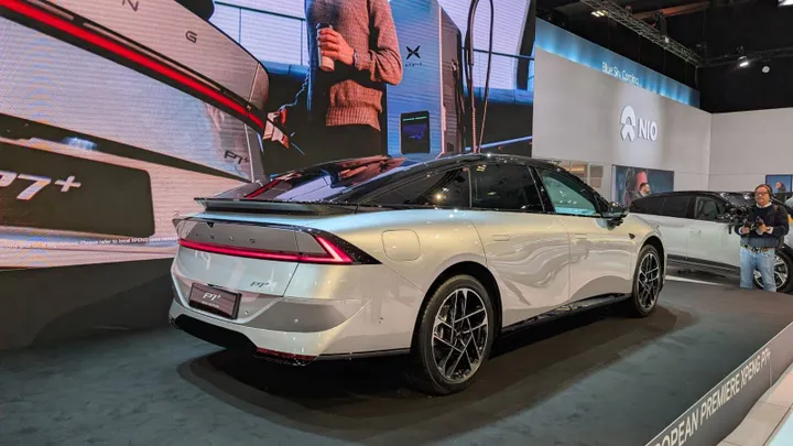 Xpeng-p7+ posteriore