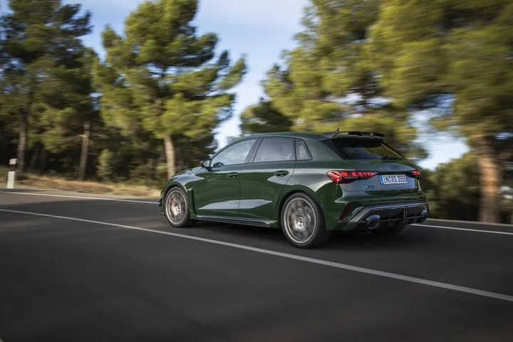 Audi RS 3 Competition Limited dinamica posteriore