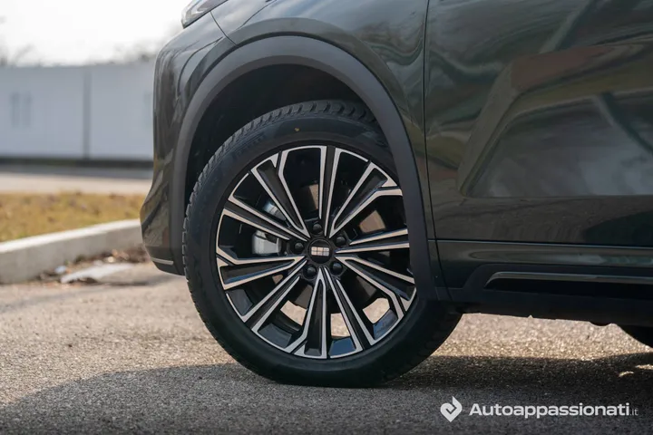 Geely Starray EM-i__19'' wheels