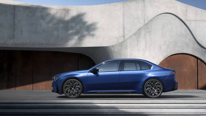 P90632490_highRes_the-new-bmw-i3-50-xd