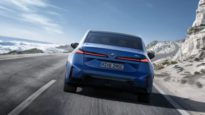 P90632492_highRes_the-new-bmw-i3-50-xd