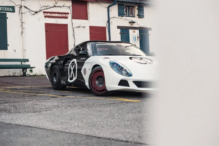 AGTZ Nuova auto di Zagato frontale