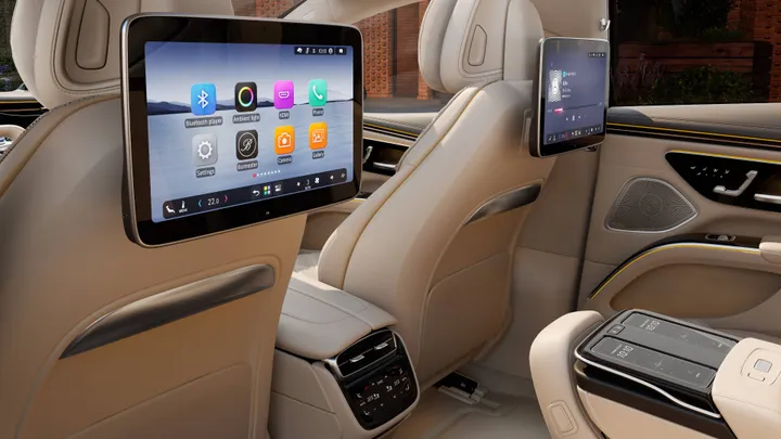 Mercedes EQS interni posteriori