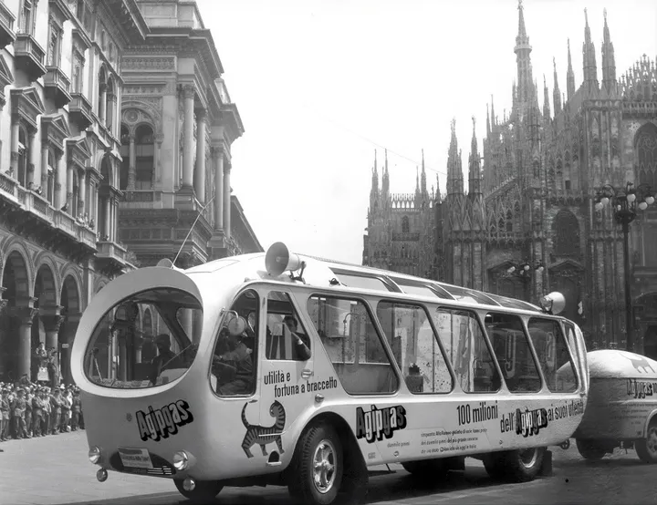 Macchi Nube d_Argento per Agip