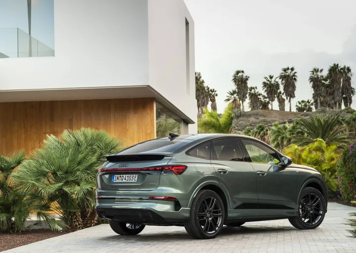 Audi Q4 e-tron-2026 statica posteriore