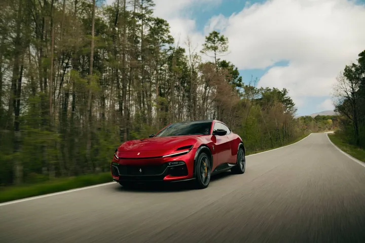 Ferrari_Purosangue_HS_07