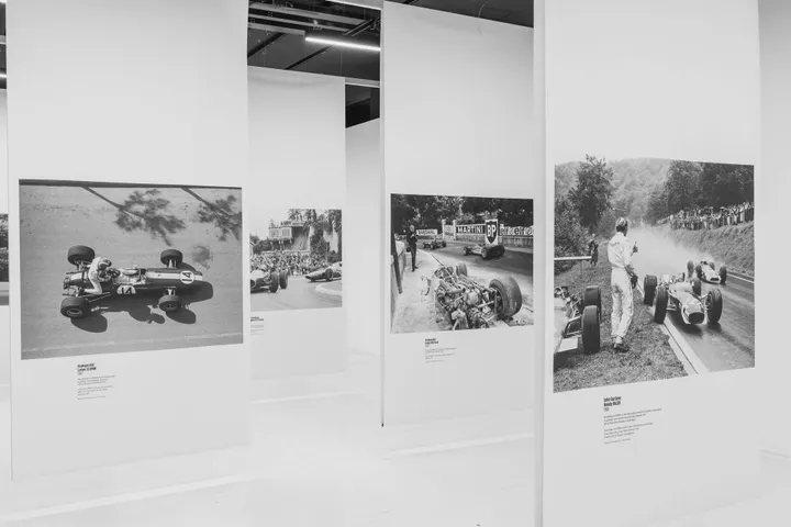 Alcune foto di Rainer W. Schlegelmilch esposte al Mauto di Torino per la mostra "I nemici del Drake"