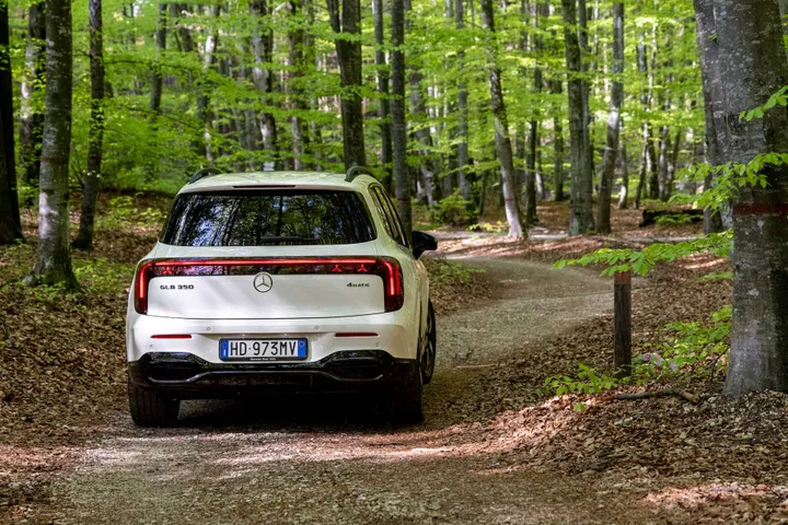 Mercedes-Benz GLB 2026 1