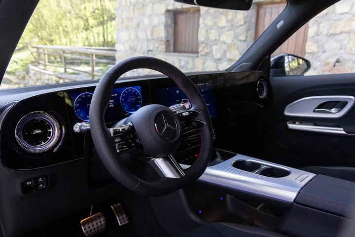 Mercedes-Benz GLB 2026 5