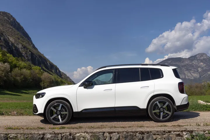 Mercedes-Benz GLB 2026 7