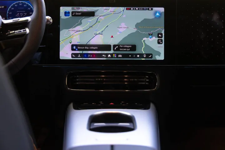 Mercedes-Benz GLB 2026 8