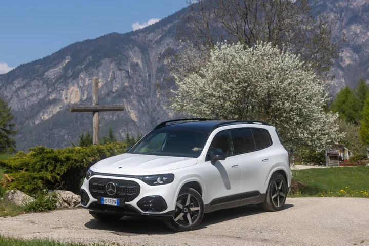 Mercedes-Benz GLB 2026 9