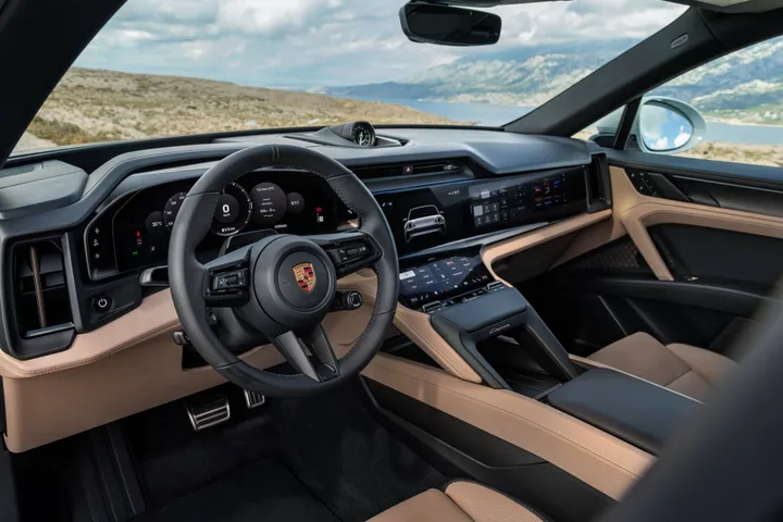 porsche-cayenne-coupè-electric-interior
