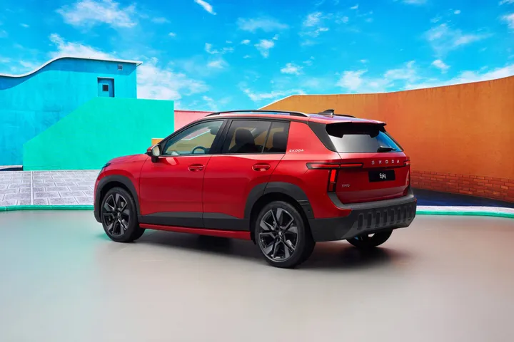 skoda_epiq colore rosso e posteriore