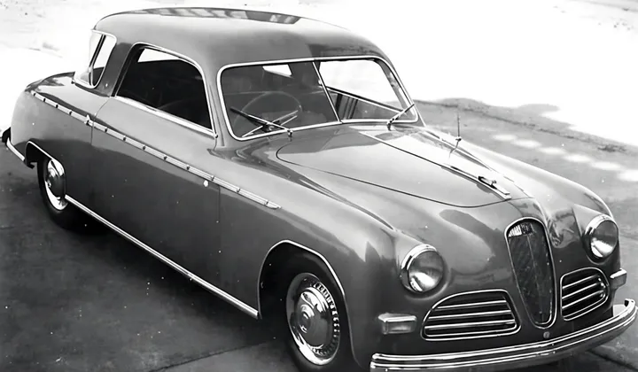 Una foto in bianco nero della Lancia Aprilia Gran Gala Boneschi (1948)