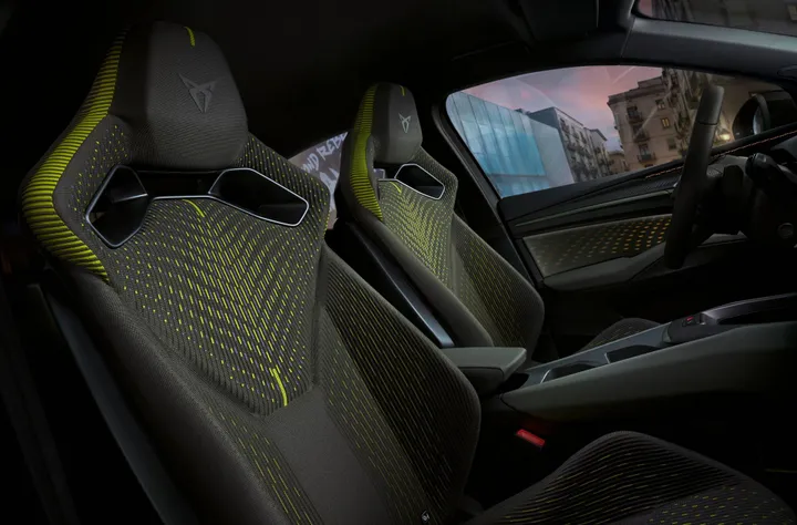 I sedili Cup Bucket della Cupra Raval VZ