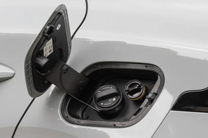 Kia Sportage TriFuel 2026 sportello GPL