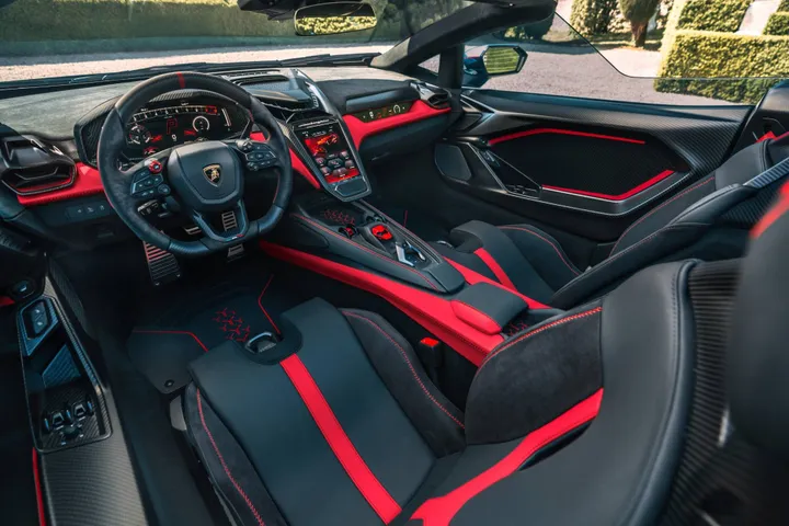 Lamborghini-fenomeno complessiva degli interni