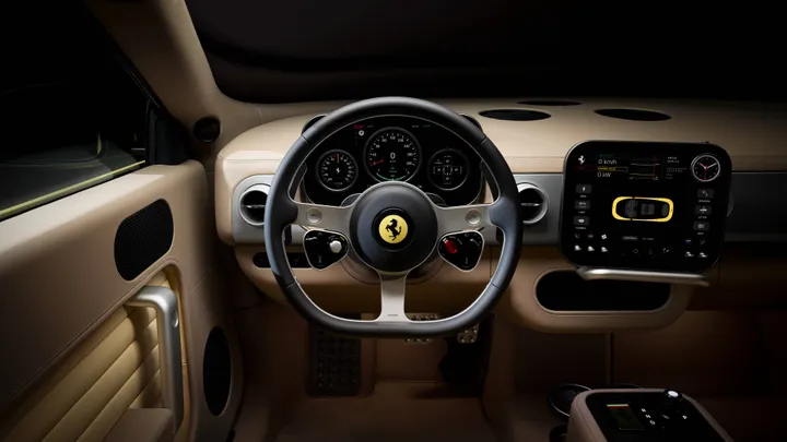 FERRARI_LUCE interni beige